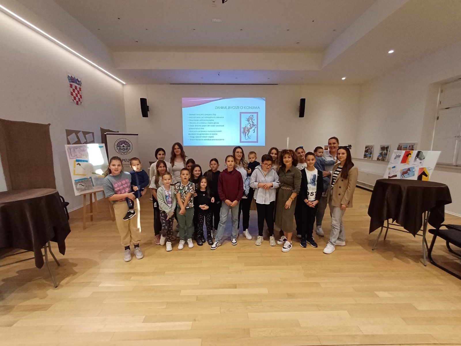 Izložba projektnih radova – završna aktivnost projekta „Hipoterapijom do osmijeha“